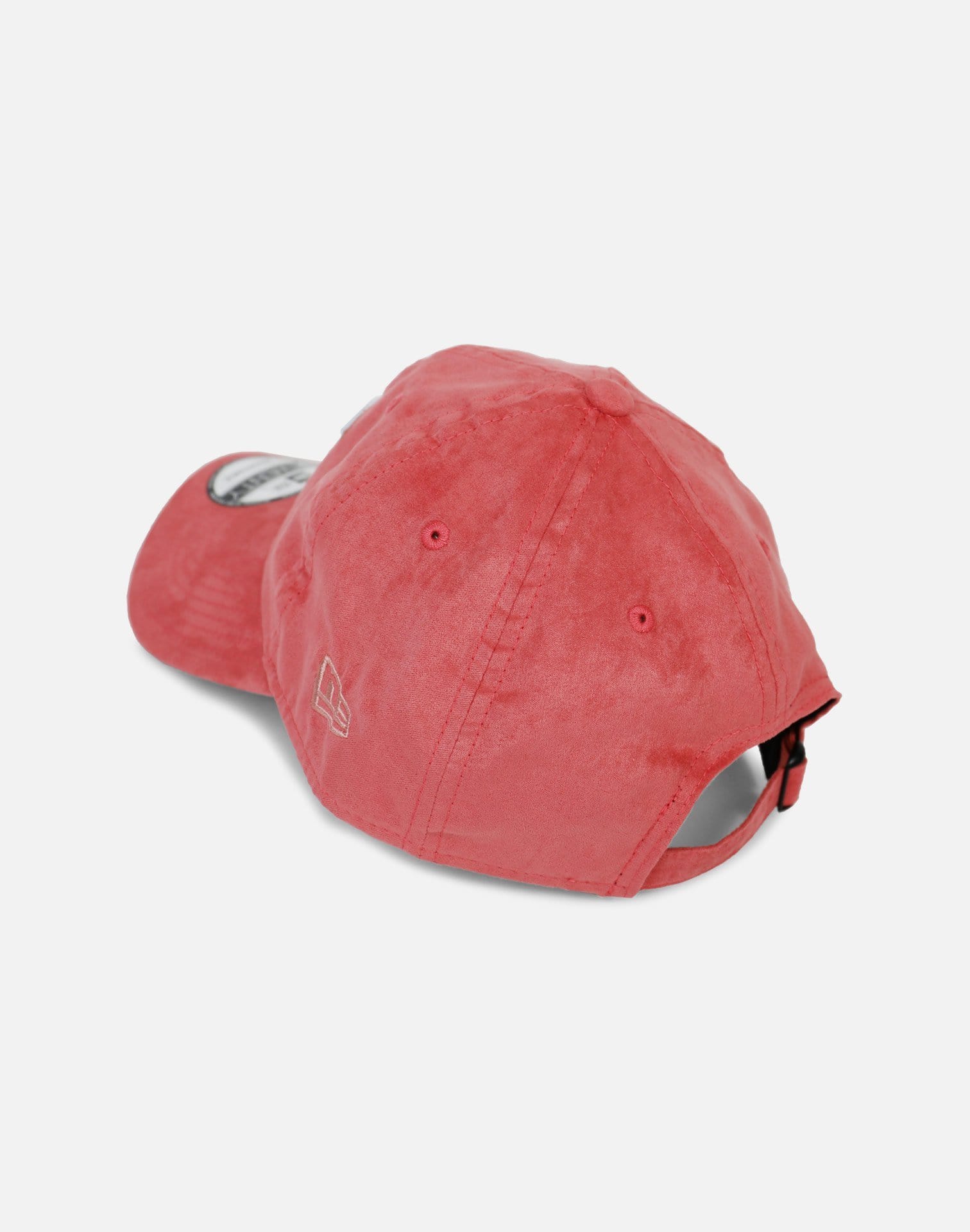 New Era Cleveland Cavaliers Stone Wash Suede Dad Hat (Peach)