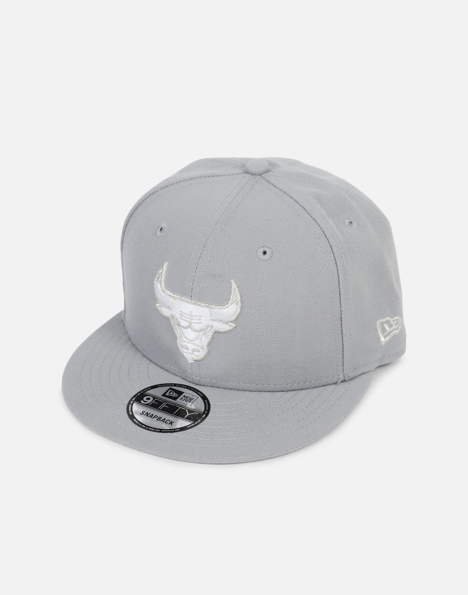 New Era Chicago Bulls 'Pure Money' Snapback Hat (Grey)