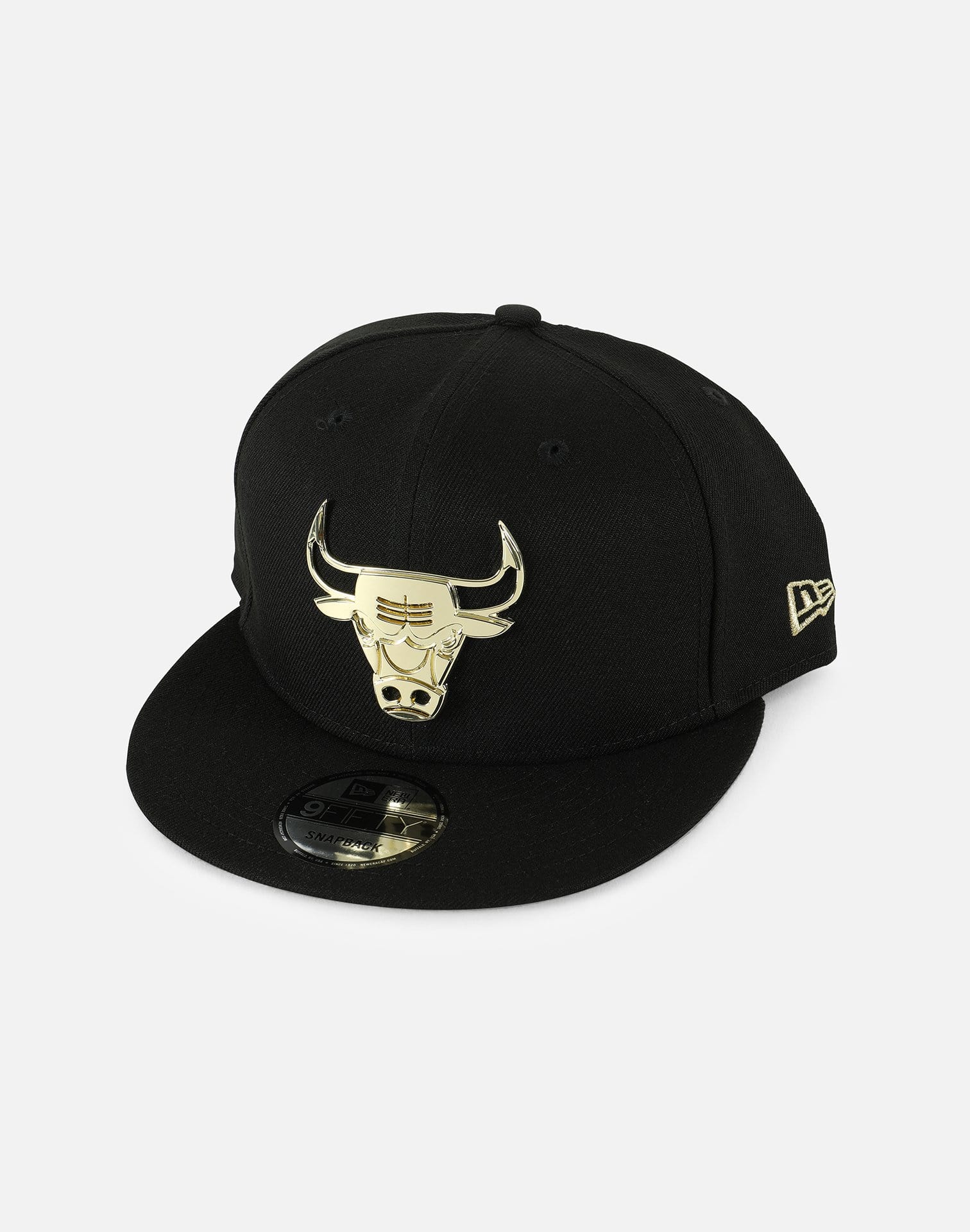 New Era NBA Chicago Bulls Gold Metal Frame Snapback Hat