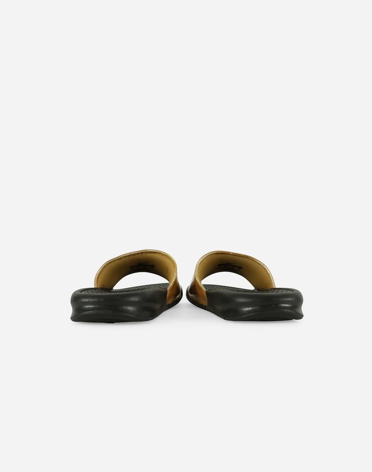 Photo of Nike BENASSI JDI METALLIC SLIDES