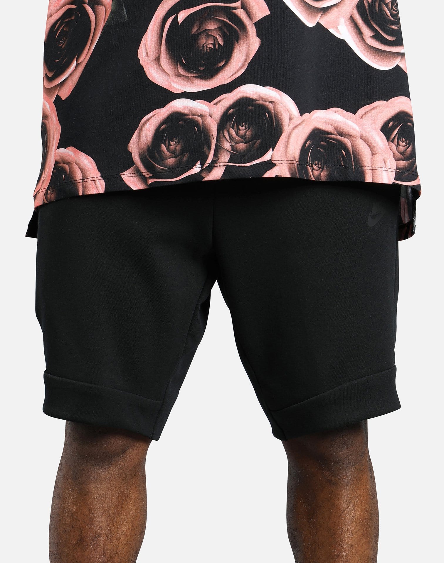 Nike NSW TECH FLEECE BERMUDA SHORTS â DTLR