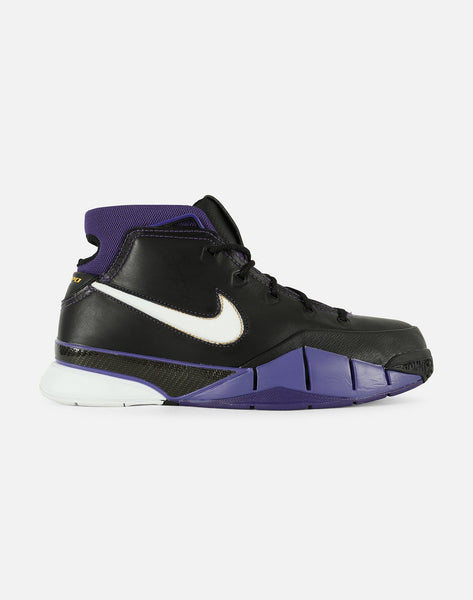 kobe 1 protro black out