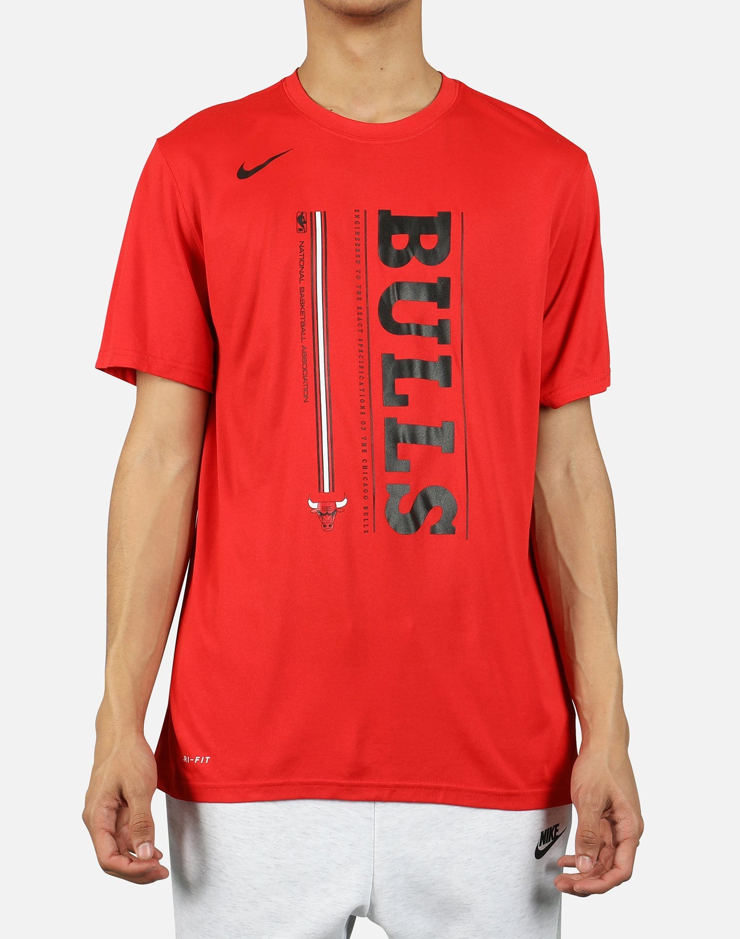 Nike Chicago Bulls Logo Tee – DTLR