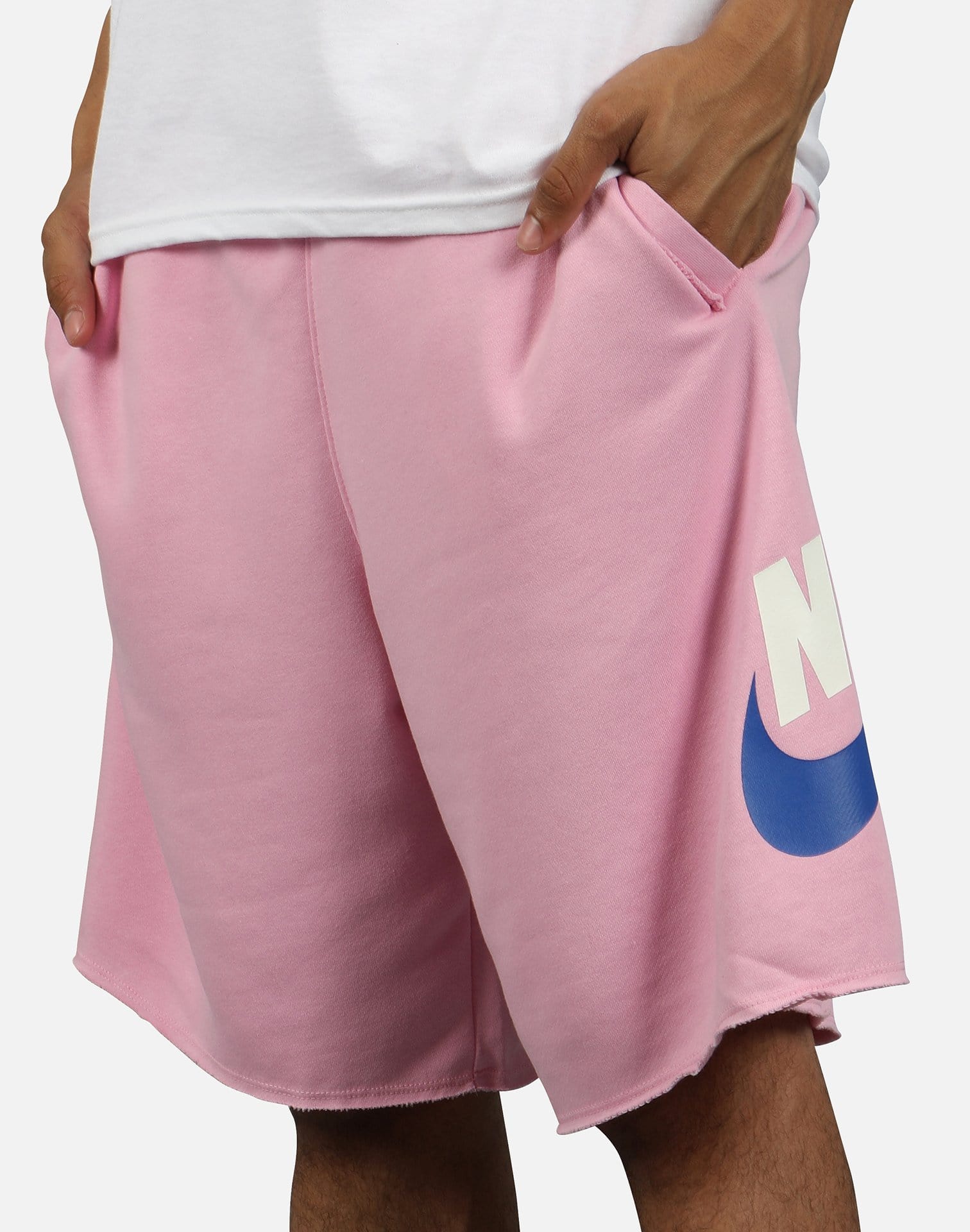 Nike NSW ALUMNI SHORTS â DTLR