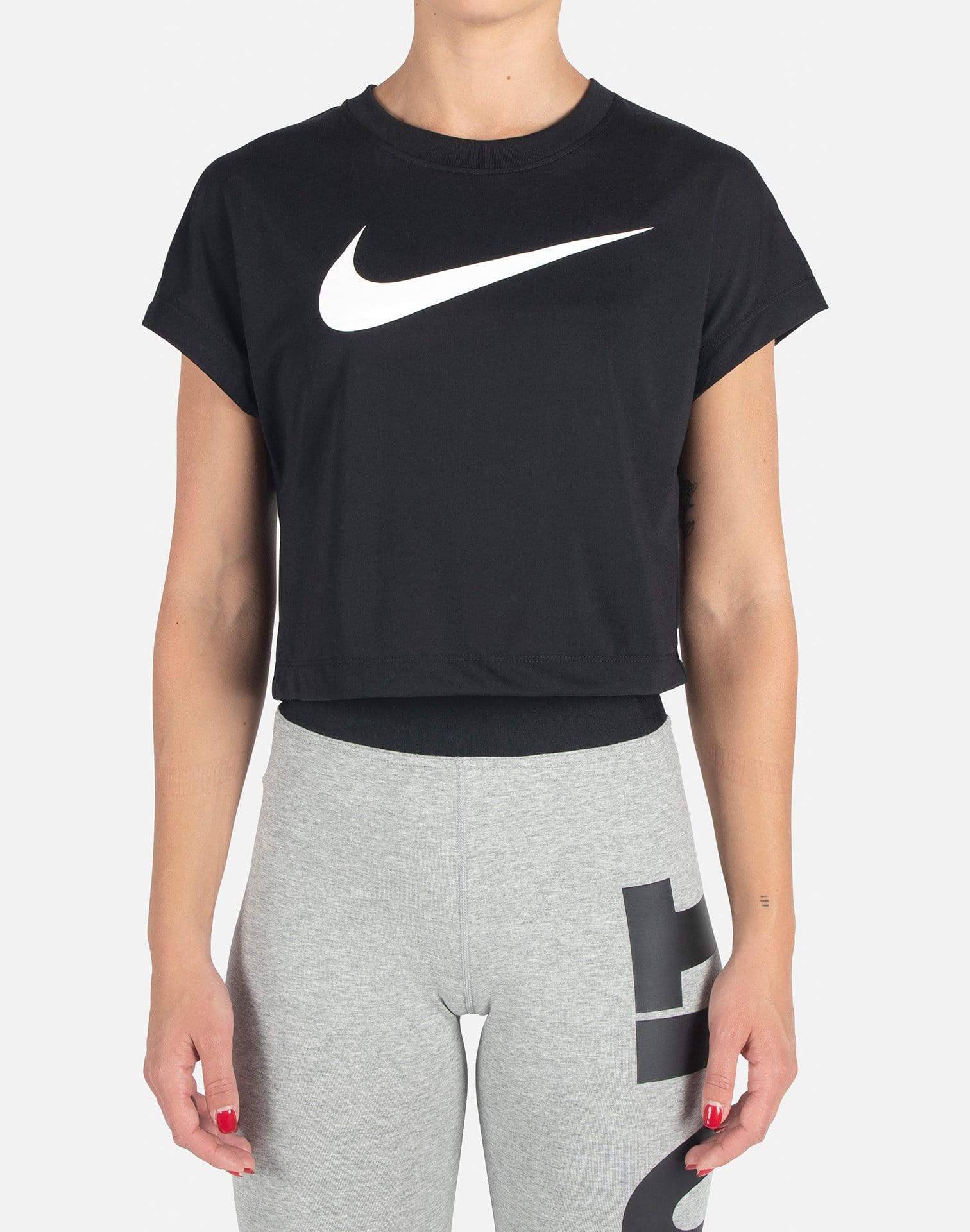 Nike Women's Swoosh Cropped Tee