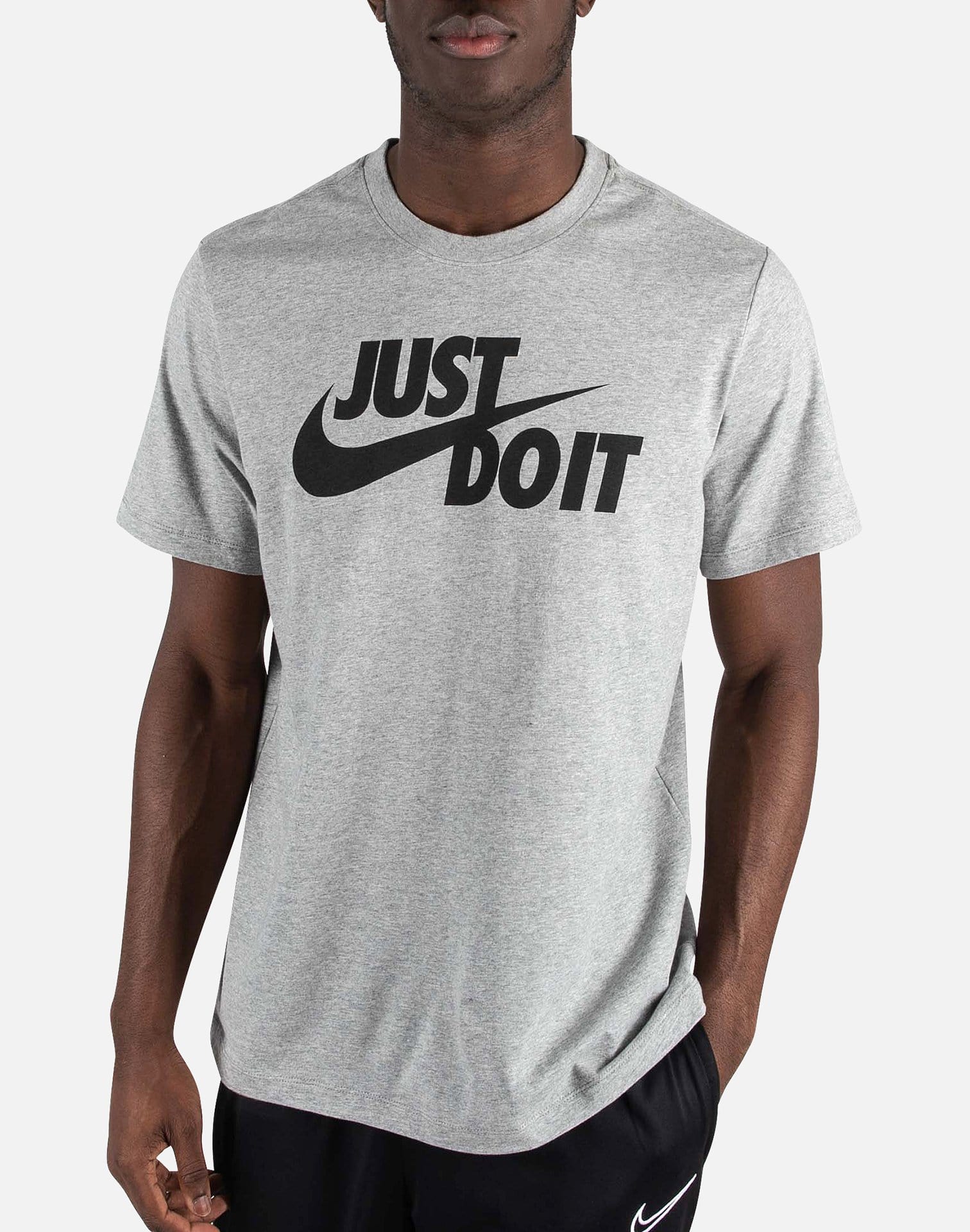 Photo of Nike NSW JUST DO IT SWOOSH TEE
