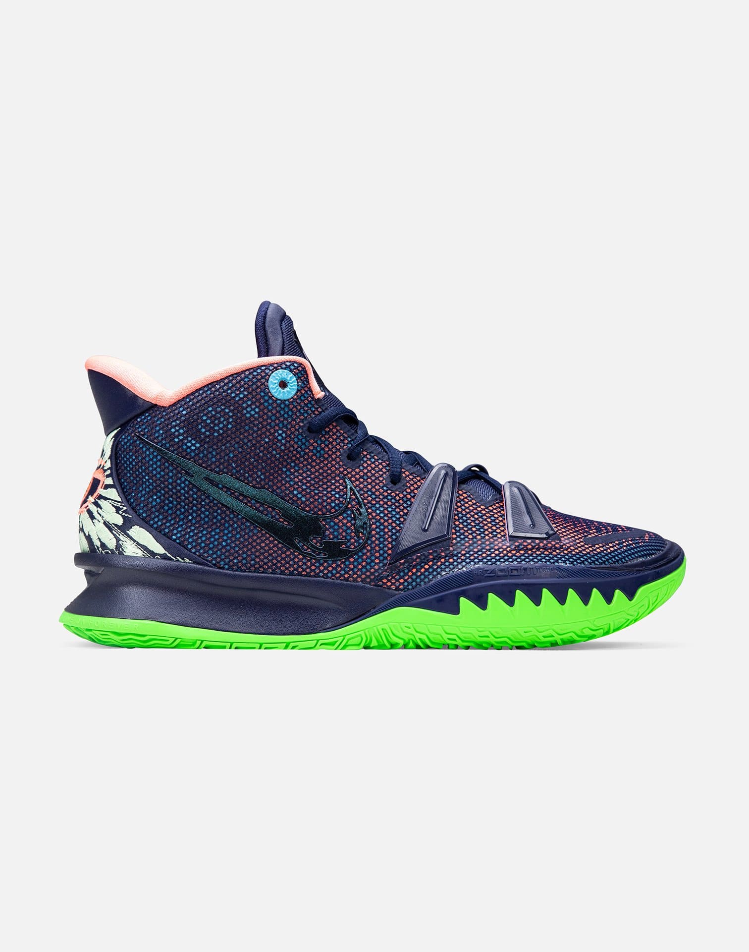 Nike KYRIE – DTLR