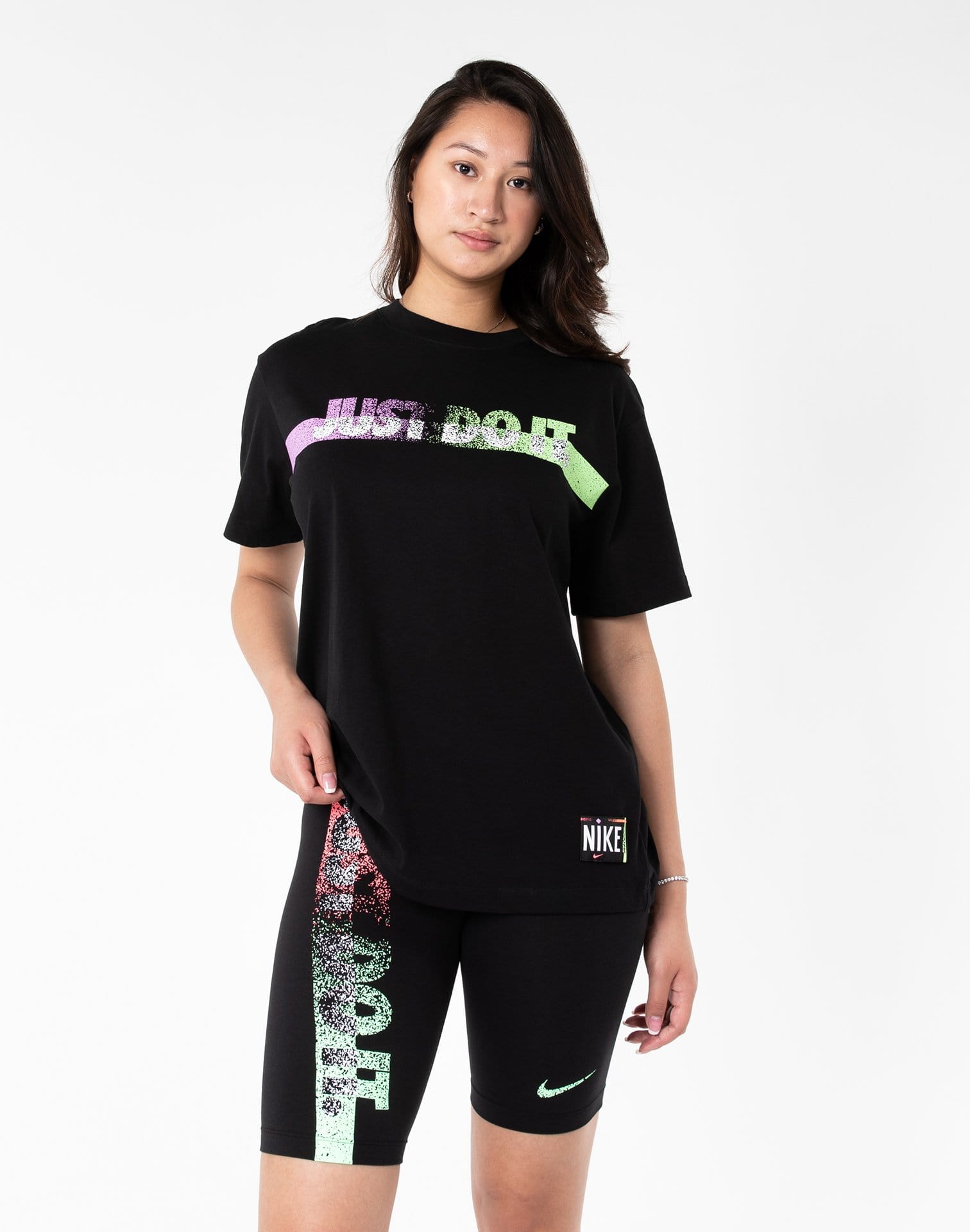 Photo of Nike NSW WASHED TEE